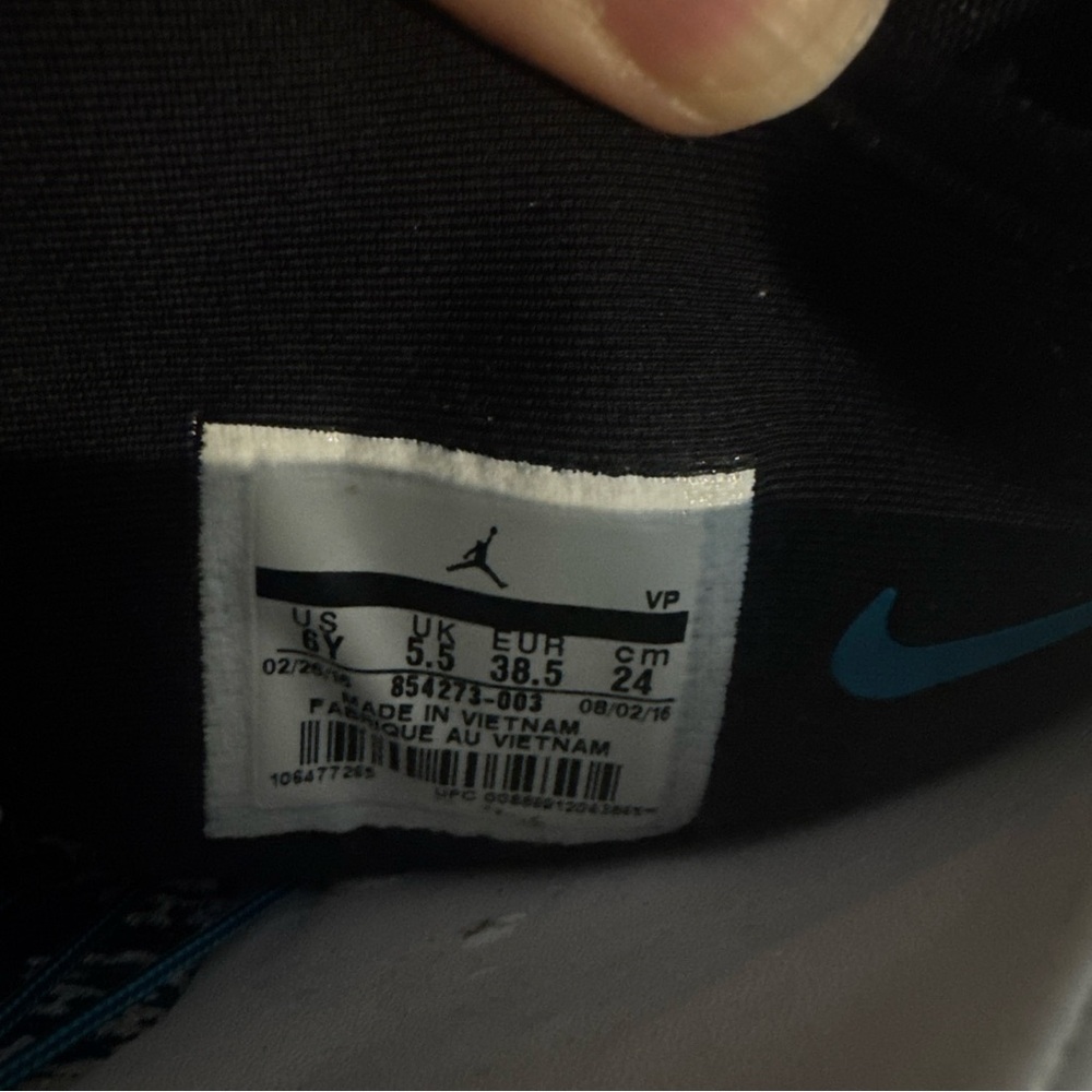 Nike Air Jordan 31 N7 - 85423-003 Size 6y Sneaker white turquoise gold high top - Picture 9 of 10